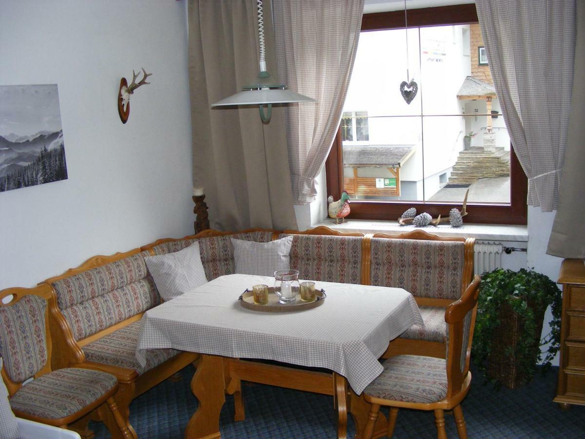 Pension Praxmarer Sankt Sigmund im Sellrain Bagian luar foto